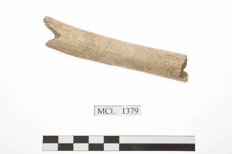 osso/ frammento - età del Rame (mill. III a.C.)
