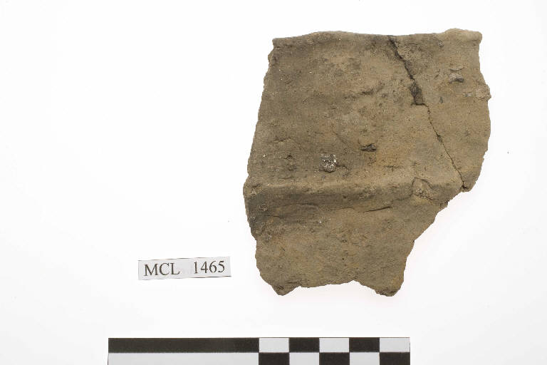 olla/ orlo/ frammento - cultura di Golasecca (sec. IX-VIII a.C.)