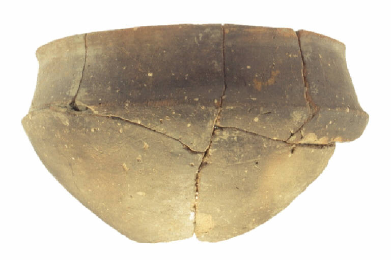 ciotola carenata/forma parzialmente ricostruibile - cultura ligure (Media Età del Ferro)