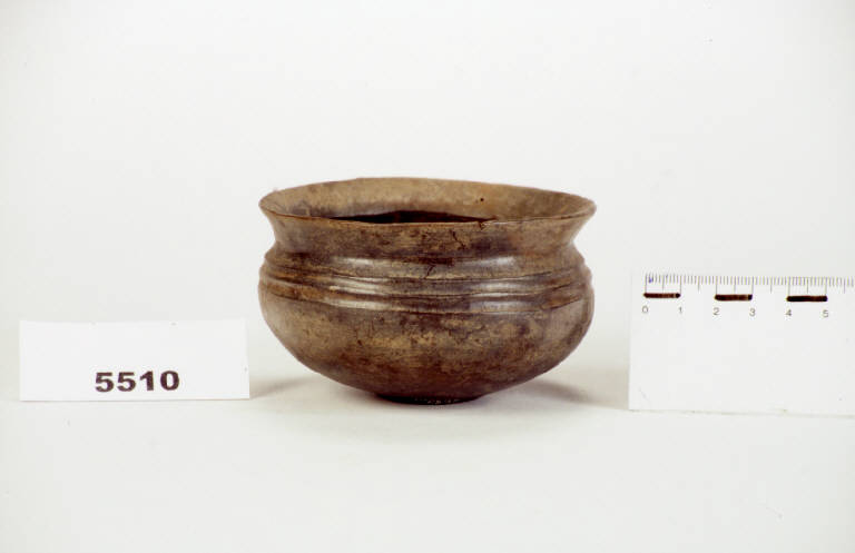 bicchiere - prima età del ferro (G I A 2) (prima metà sec. VIII a.C.)