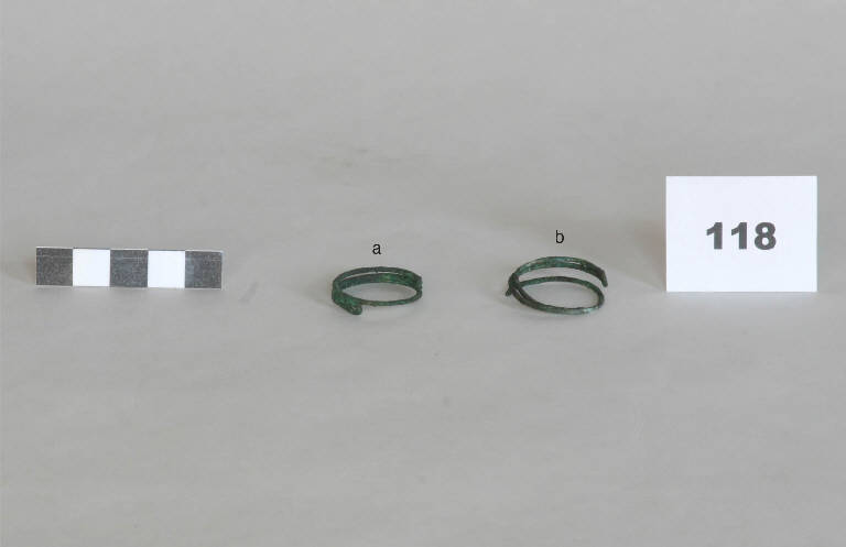 anelli - cultura golasecchiana (prima età del Ferro)
