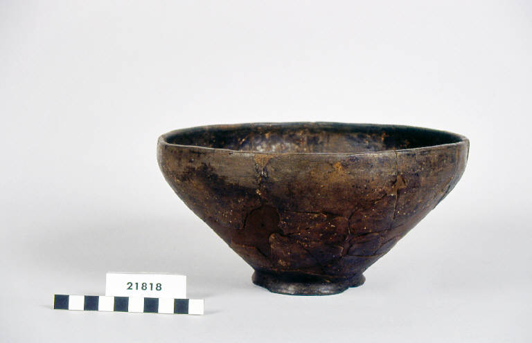 ciotola coperchio - cultura golasecchiana (prima età del Ferro)