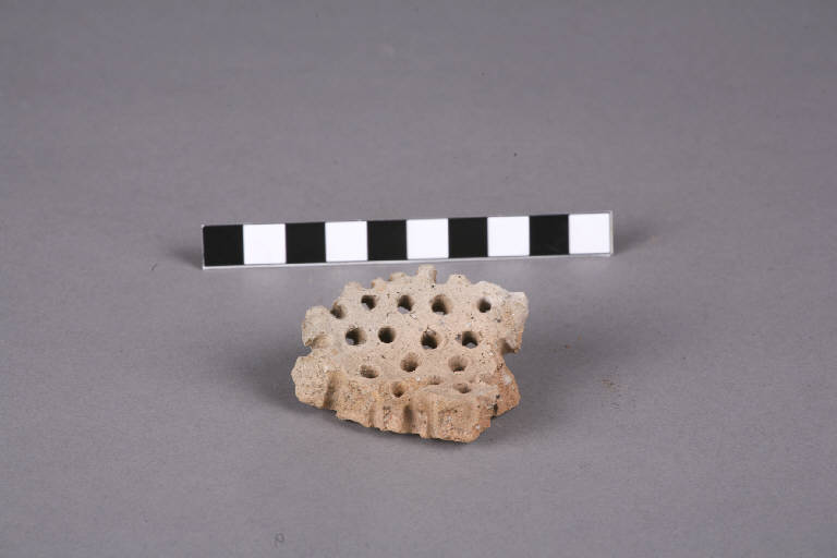 fornello / frammento - cultura golasecchiana (prima età del Ferro)
