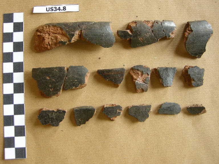 ciotola/ frammento - cultura di Golasecca (sec. VI a.C.)