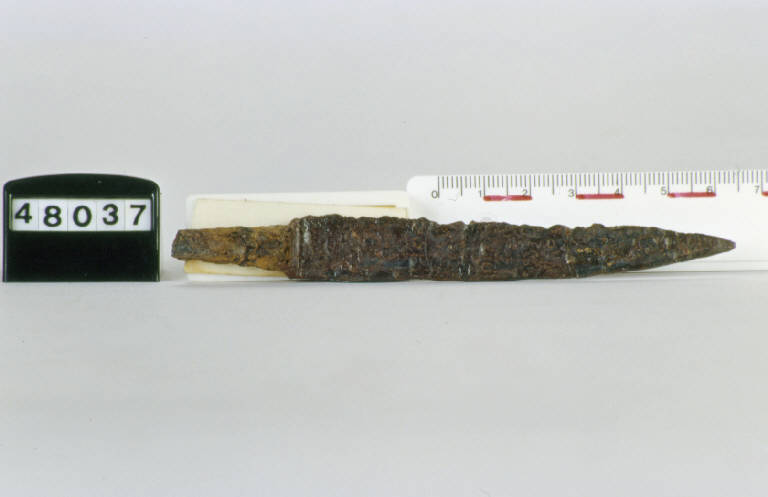 coltellino - produzione longobarda (prima metà sec. VII d.C.)
