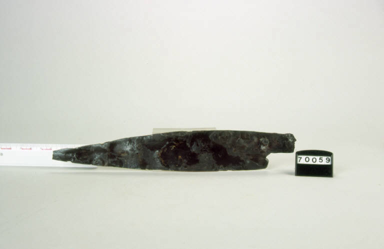 coltello a codolo - fase augustea (fine/inizio secc. I a.C. - I d.C.)