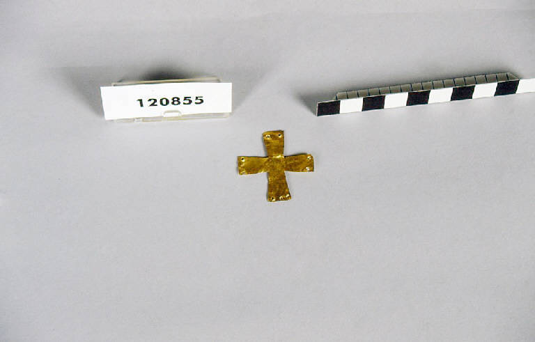 crocetta aurea - produzione longobarda (prima metà sec. VII d.C.)