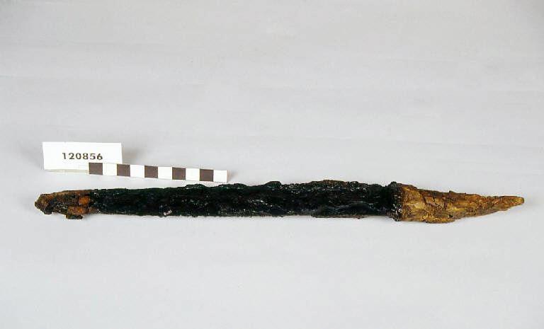 scramasax - produzione longobarda (prima metà sec. VII d.C.)