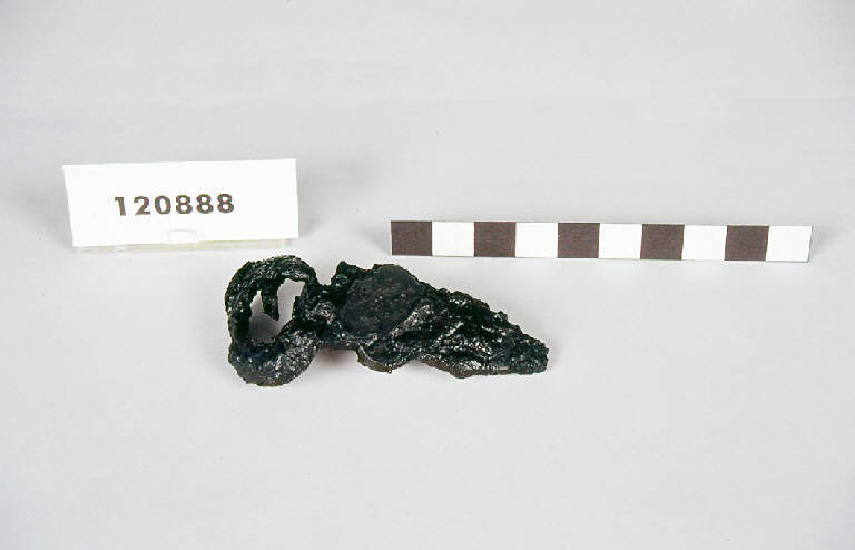 fibbia - produzione longobarda (prima metà sec. VII d.C.)