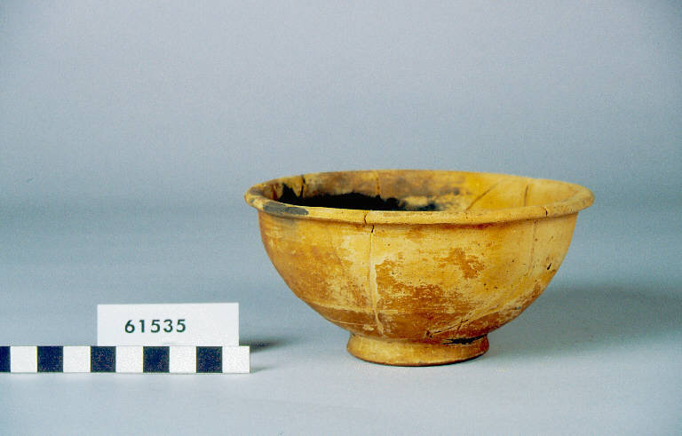 coppa troncoconica, Lamboglia 28, ceramica campana B - fase La Tène D 2 (sec. I a.C.)