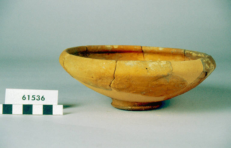 ciotola, Lamboglia 27, ceramica campana B - fase La Tène D 2 (sec. I a.C.)