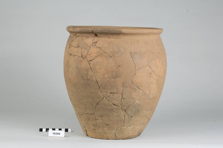 urna - periodo romano imperiale (seconda metà sec. I d.C)