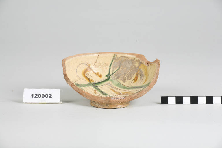 tazza emisferica - età rinascimentale (seconda metà sec. XV d.C.)