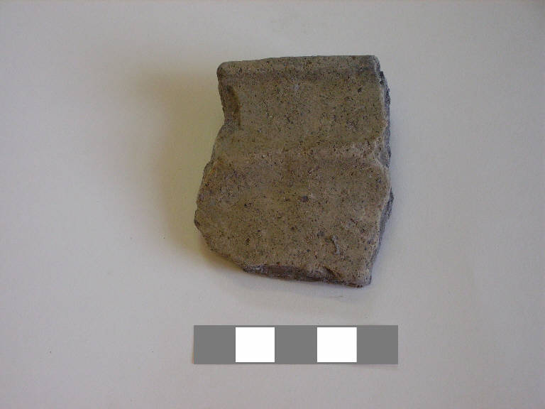 scodellone/ frammento - ambito paleoveneto (sec. VIII a.C.)