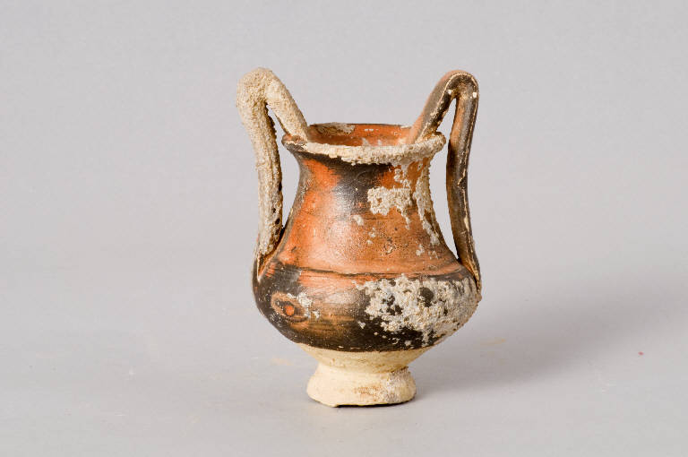 vaso biansato miniaturistico (seconda metà sec. VI a.C.)