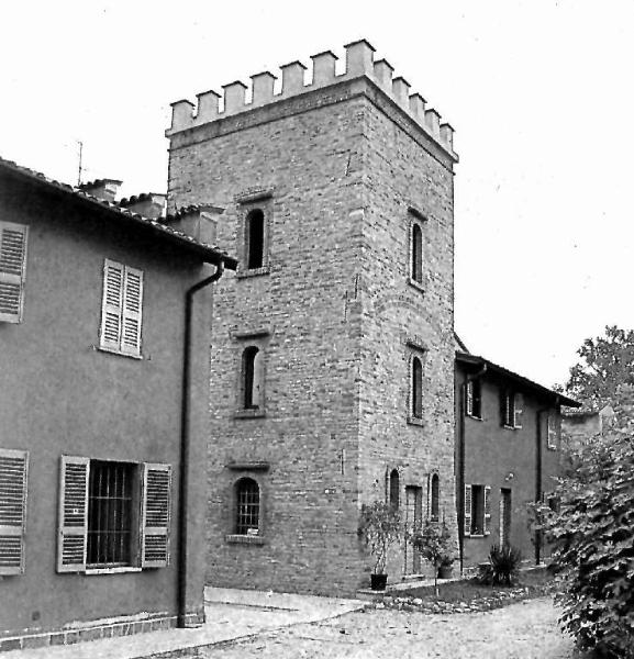 Torre di Villa Zineroni Casati