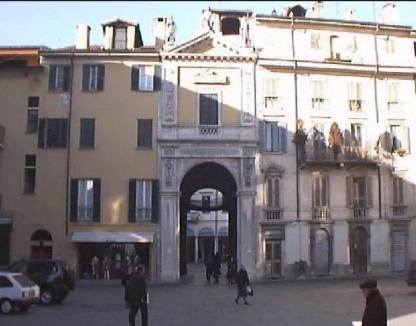 Arco Mera