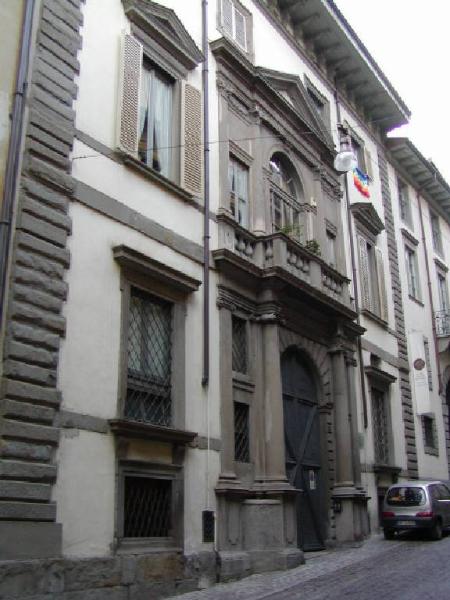 Palazzo Grataroli (già)