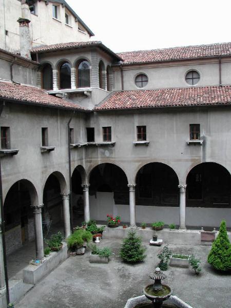 Chiostro centrale del convento di S. Giuseppe