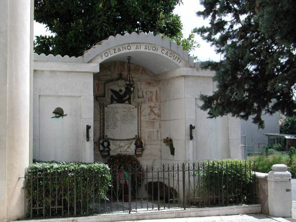 Cappella dedicata ai caduti di Folzano