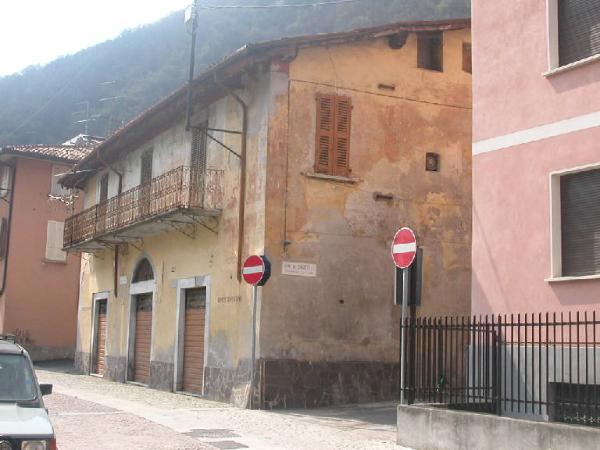 Palazzo Via Zanardelli 126