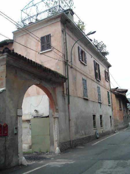 Palazzo Via Roma 60