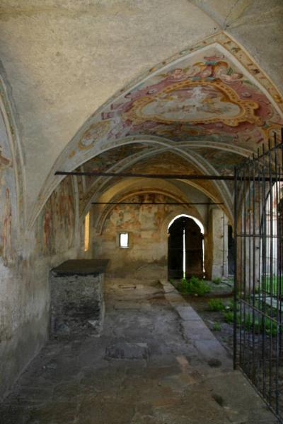Portico della Chiesa di S. Eusebio
