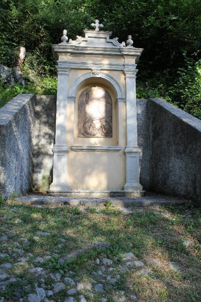 Cappellette Via Crucis Madonna alla Rovinata stazione X