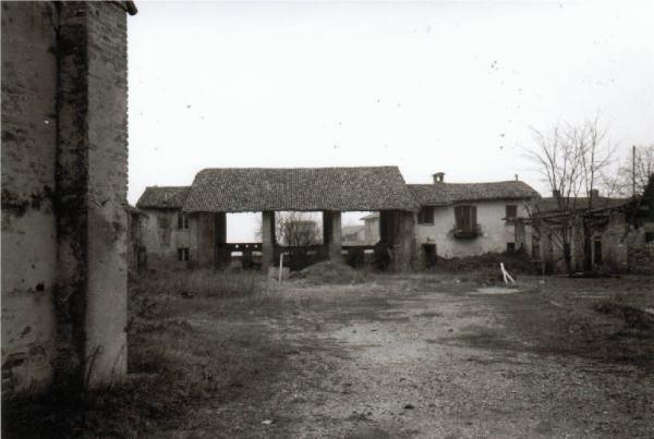 Cascina Via Umberto I 33