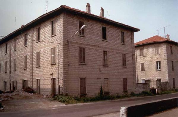 Case operaie Via Pisa 43