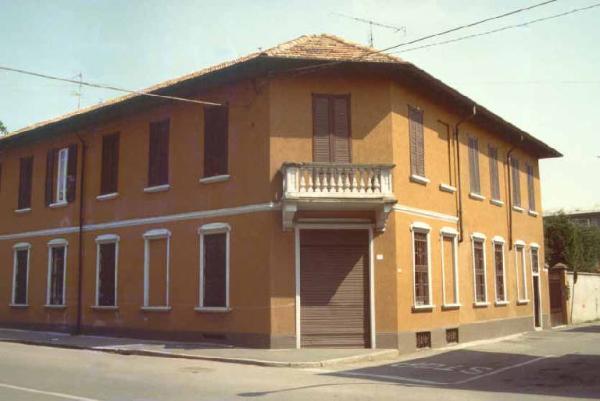 Casa Via Manara angolo Via Polo