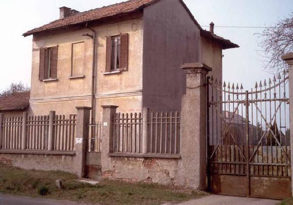 Casa colonica Via Roma