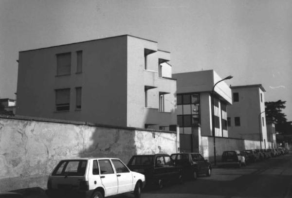 Biblioteca Via Ponti 2