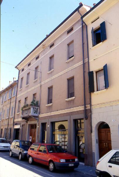 Casa Via Giovanni Acerbi 28-32