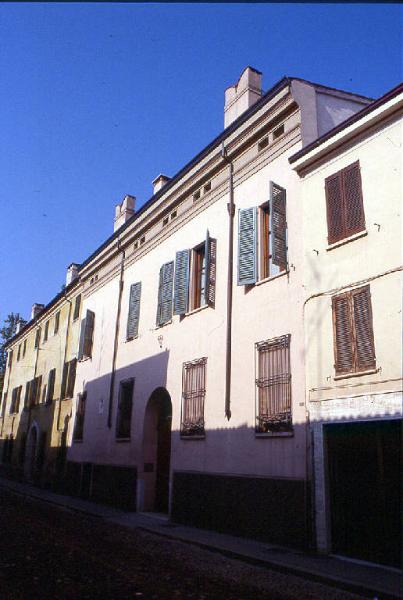 Casa Via Fratelli Cairoli 4