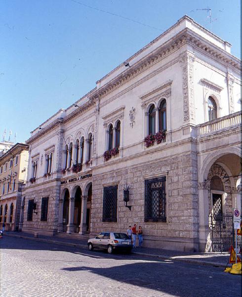 Palazzo della Banca Agricola Mantovana