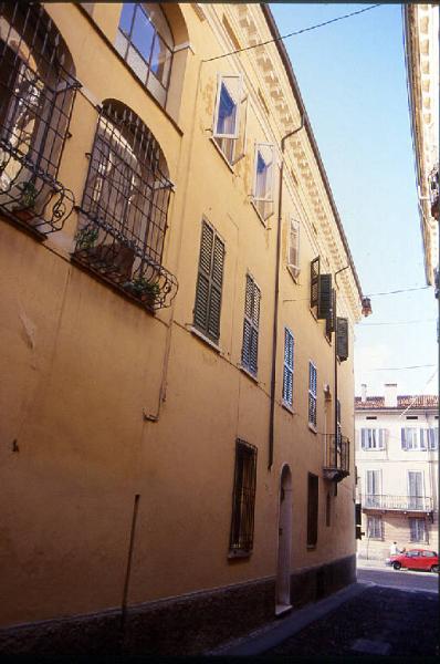 Casa vicolo Frutta 1