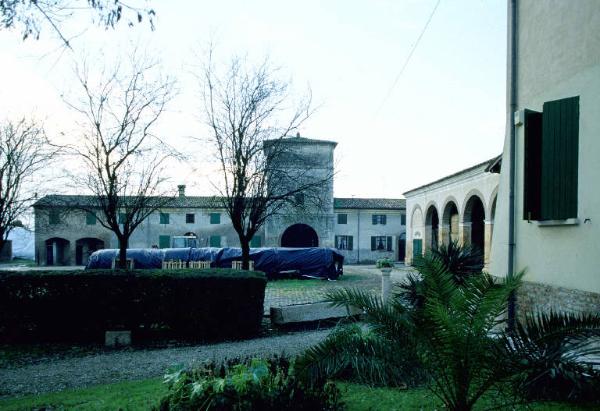 Casa dei salariati di Corte Ca' Pietra Bovi