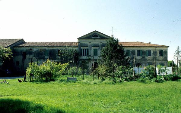 Casa padronale di Corte Salvagna