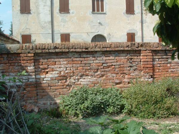 Muro di recinzione di Curtem Saviolae