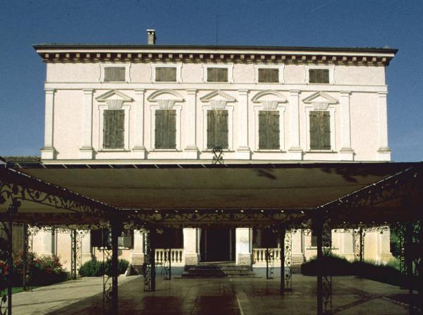 Villa Cavriani