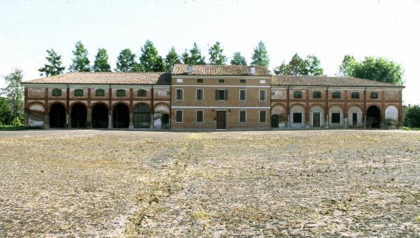 Casa padronale di Corte Cadè