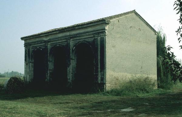 Fienile della Corte Ca' Vecchia Canali