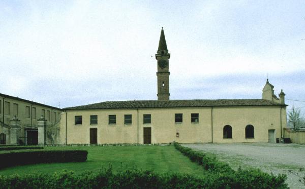 Oratorio ovest della Villa Strozzi