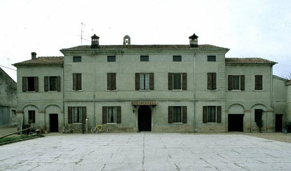 Casa padronale di Corte Faroncella