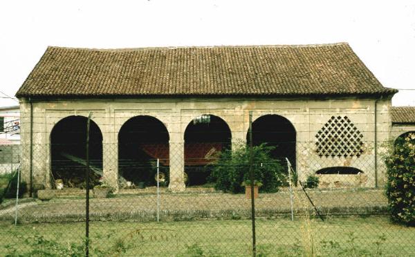 Stalla di Corte Croce del Gallo