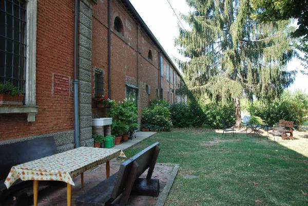 Casa dei salariati con magazzino di Cascina La Botte