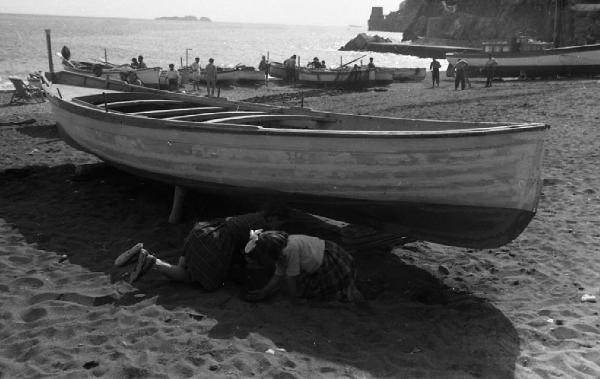 Italia del Sud. Positano - imbarcazione a riva