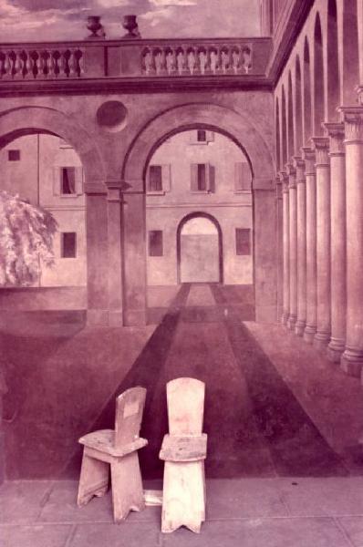 Modena. Coppia di sedie davanti a trompe-l'oeil con rappresentazione prospettica