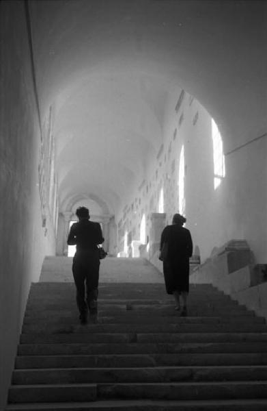 Italia del Sud. abbazia di Montecassino - scalone